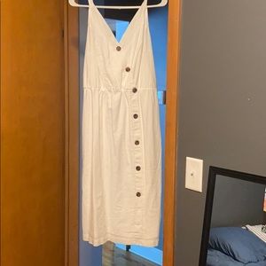 White cute summer dress! 🌸